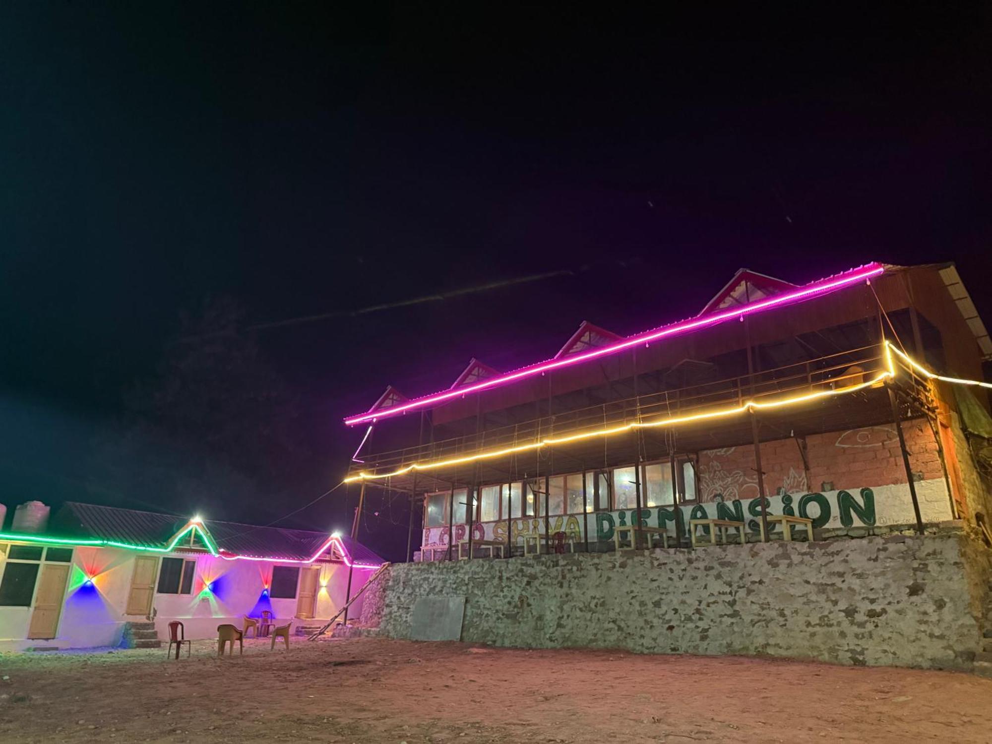 Lord Shiva Dimension Hotel Tosh Exterior photo